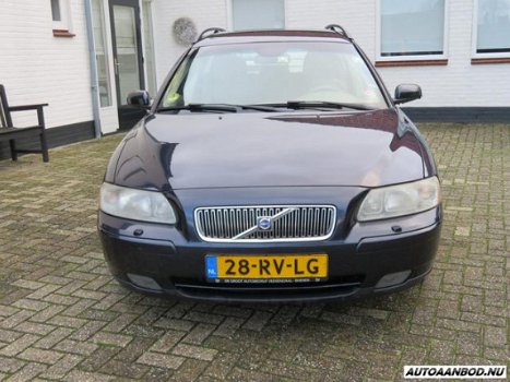 Volvo V70 - 2.4D Summum - 1