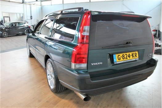 Volvo V70 - 2.3 T-5 Comfort Line Youngtimer - 1