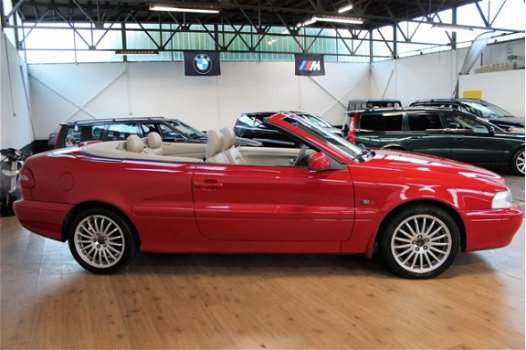 Volvo C70 Convertible - 2.4 T Luxury Line Uniek - 1e eigenaar - nieuwstaat- Youngtimer - 1