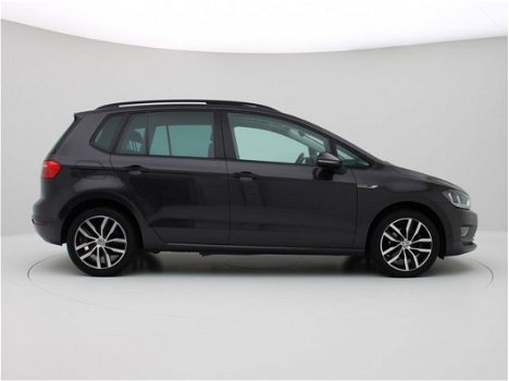 Volkswagen Golf Sportsvan - 1.6 TDI Business Edition Connected Autom/Panorama - 1