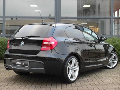 BMW 1-serie - 130i High Executive - 1