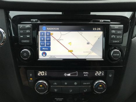 Nissan Qashqai - 1.2 DIG-T Connect Edition Navi / Pano > 360 Cam - 1