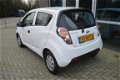 Chevrolet Spark - 1.0 L 5-deurs Zuinig. Wit (2010) - 1 - Thumbnail