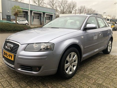 Audi A3 Sportback - 2.0 FSI Ambiente - 1