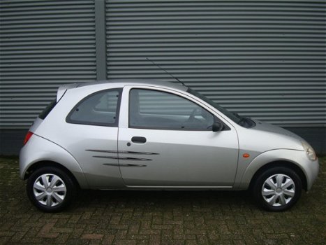 Ford Ka - 1.3 Trend Bj 2003 Stuurbekrachtiging 100000Km NAP Apk 1-2021 - 1