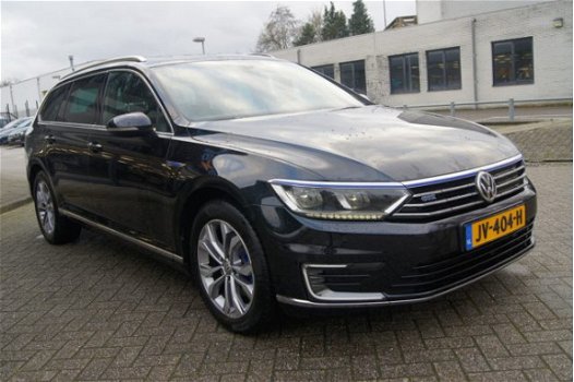 Volkswagen Passat Variant - 1.4 TSI GTE Highline 19.295 EURO INCL BTW I AIRCO I PANO I LMV I NAVI I - 1