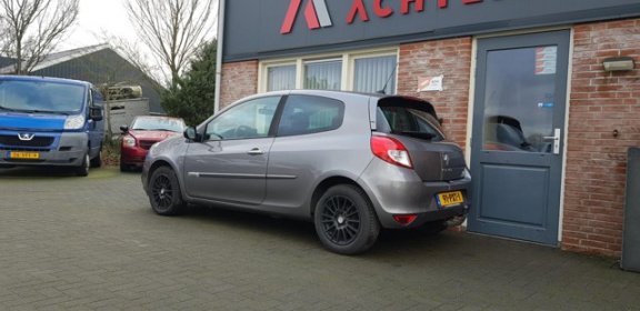 Renault Clio - 1.5 dCi Parisienne Navigatie Airco Cruise Control - 1