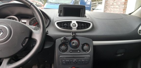 Renault Clio - 1.5 dCi Parisienne Navigatie Airco Cruise Control - 1