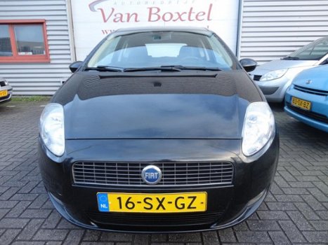 Fiat Grande Punto - 1.4-16V Sport 3 deurs, AIRCO, technisch 100% en rijd, remt nog super - 1