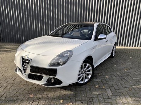 Alfa Romeo Giulietta - 1.4 Turbo Sport zeer mooi - 1