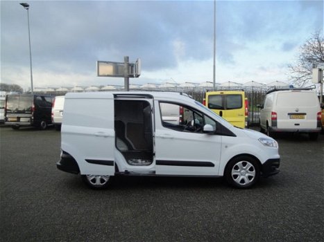 Ford Transit Courier - 1.5 TDCI 55KW 75PK TREND AIRCO/ NAVIGATIE/ 100% DEALERONDERHOUDE - 1