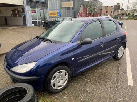 Peugeot 206 - 1.4 XR APK 21-11-2020 2e eigenaar - 1