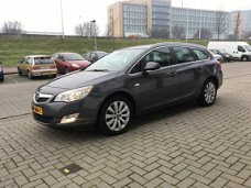 Opel Astra Sports Tourer - 1.7 CDTi Cosmo COOL AIRCODISTERBUITIE VERVANGD KM:190000APK 3-2020NETTE A