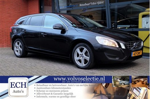 Volvo V60 - D3 163 pk Automaat, 5 cilinder, Leer, Navi, 17 inch - 1