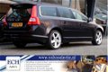 Volvo V70 - T4 180 pk Automaat Limited Edition, Leer, Xenon, Navi - 1 - Thumbnail