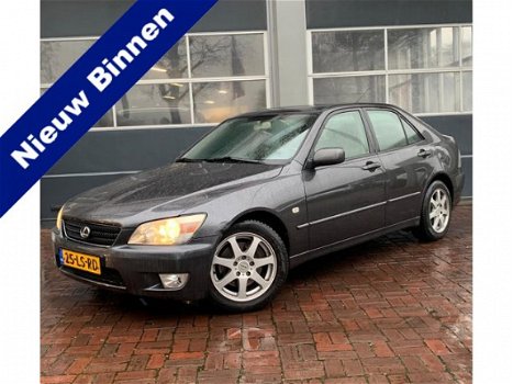 Lexus IS - 200 Executive / LPG G3 / Automaat / Veel opties youngtimer - 1