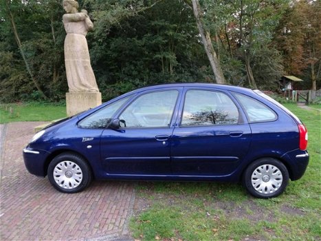 Citroën Xsara Picasso - 1.8i 16V Image - 1