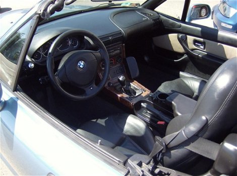 BMW Z3 Roadster - 1.9 JAMES BOND uitv. 10 x Z3 voorradig - 1