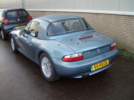 BMW Z3 Roadster - 1.9 JAMES BOND uitv. 10 x Z3 voorradig - 1