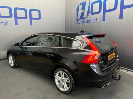 Volvo V60 - 2.4 D6 Twin Engine Summum EX BTW (€ 17.950, - incl. BTW) inclusief 12 maanden garantie - 1