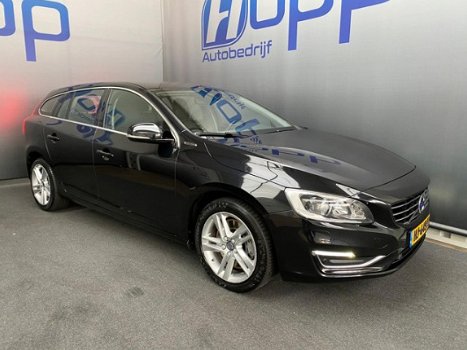 Volvo V60 - 2.4 D6 Twin Engine Summum EX BTW (€ 17.950, - incl. BTW) inclusief 12 maanden garantie - 1