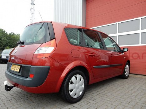 Renault Grand Scénic - 1.6-16V Expression Comfort 7pers lpg - 1