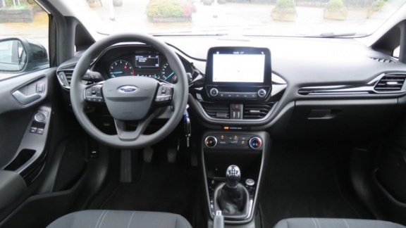Ford Fiesta - 1.1 Trend 5 drs, navigatie, 28072 km - 1