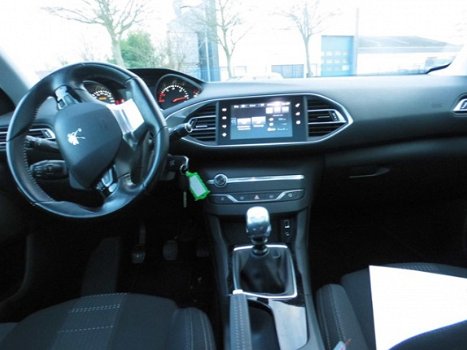 Peugeot 308 - 1.6 BlueHDi Blue Lease Executive PANORAMA NAVI / EXPORT PRIJS - 1