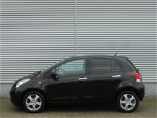 Toyota Yaris - 1.3 VVT-i Aspiration 5drs Clima Smart entry