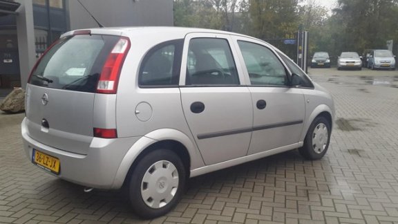 Opel Meriva - 1.6 Essentia - 1