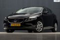 Volvo V40 - 1.6 D2 Momentum (NAVIGATIE, CRUISE, KEYLESS, CAMERA, DIGITAL COCKPIT, PDC, TELEFOON, LM - 1 - Thumbnail