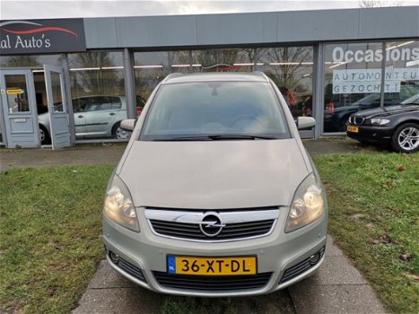 Opel Zafira - 2.2 Executive Aut/Airco/Cruise/PDC/Navi/7-zits/NAP - 1