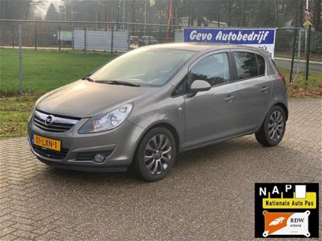 Opel Corsa - 1.4-16V 111 Edition - 1