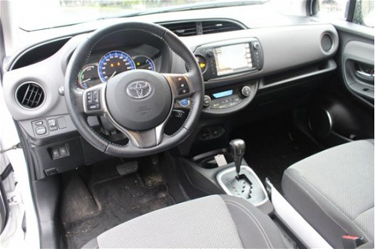 Toyota Yaris - 1.5 Full Hybrid LEASE NAVI LMV SAFETY SENSE - 1