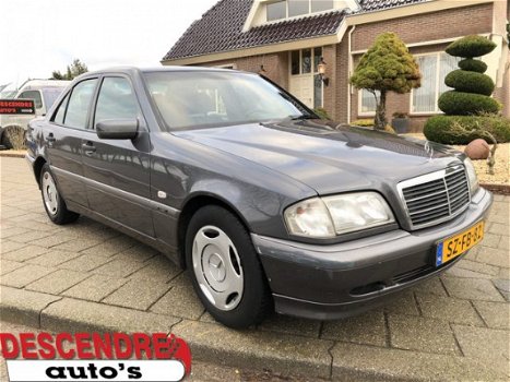 Mercedes-Benz C-klasse - 220 CDI Classic 1e EIGENAAR - 1