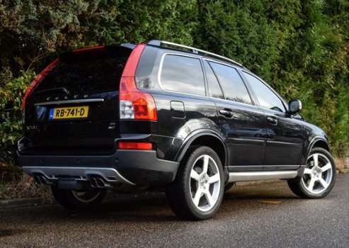 Volvo XC90 - 2.4 D5 Exec. R-design 7 pers. Navi, Leer, enz - 1