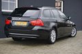 BMW 3-serie Touring - 320i Luxury Line Leder-Navigatie-Xenon - 1 - Thumbnail