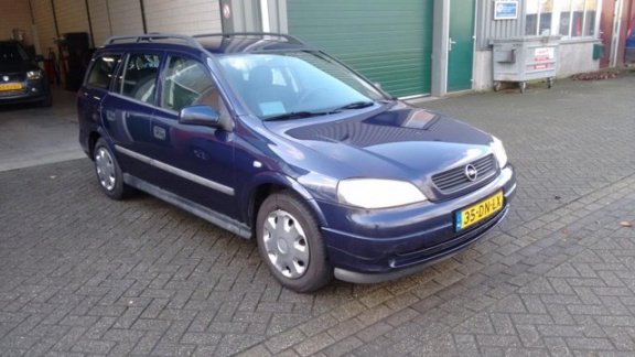 Opel Astra Wagon - 1.6-16V GL - 1