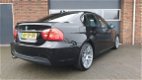 BMW 3-serie - 318I M-sport - 1 - Thumbnail
