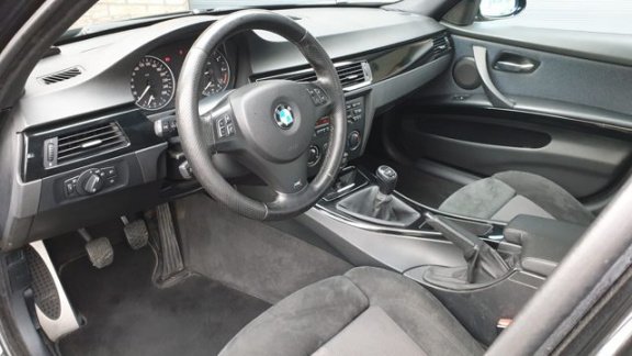 BMW 3-serie - 318I M-sport - 1