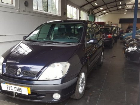 Renault Scénic - 1.6-16V RXT AUTOMAAT APK NAP - 1