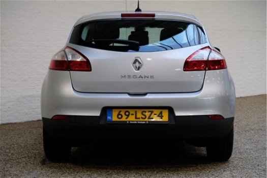 Renault Mégane - 1.6-16V 110pk 5-drs Sélection Business | Airco | Navi | Cruise | Xenon - 1