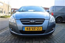 Kia Cee'd - 1.4 X-ecutive / clima / NAP / half leer