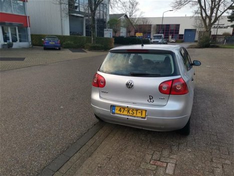 Volkswagen Golf - 1.9 TDI Trendline - 1