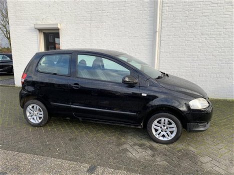 Volkswagen Fox - 1.4 Trendline - 1