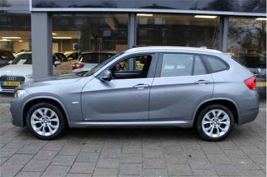 BMW X1 - 2.0 sDrive // sportstoelen/Xenon/1e Eigenaar//Panodak//groot navi// - 1