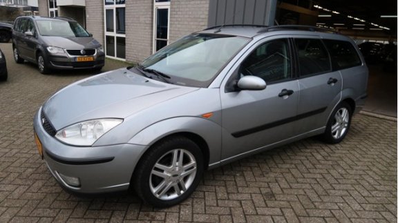 Ford Focus Wagon - 1.6-16V Collection 2DE EIGENAAR/TREKHAAK/NAP - 1