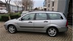 Ford Focus Wagon - 1.6-16V Collection 2DE EIGENAAR/TREKHAAK/NAP - 1 - Thumbnail