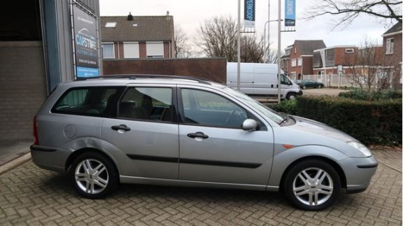 Ford Focus Wagon - 1.6-16V Collection 2DE EIGENAAR/TREKHAAK/NAP - 1