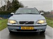 Volvo V70 - 2.4 Comfort Line Clima / Leer / AUTOMAAT - 1 - Thumbnail